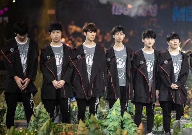 更铭刻在无 更铭刻在无